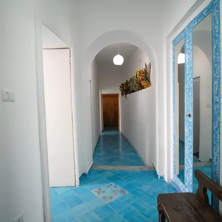 Lägenhet Casa Panoramica Con Terrazzo