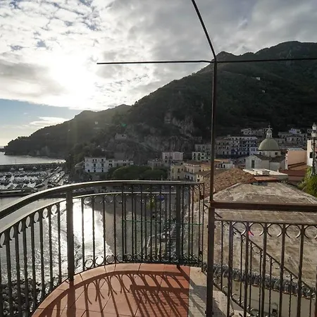 Lägenhet Casa Panoramica Con Terrazzo